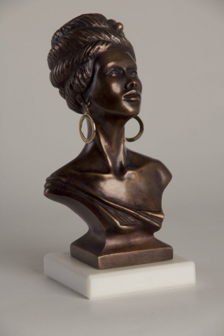 Afro_szepseg_(bronz)__19_x10x7_cm__99.-