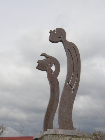 Bameszkodok_granit__cca_150_cm___400.-