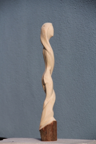 Hosszuhaju_lany2_(tujafa)__40_cm__450_.___